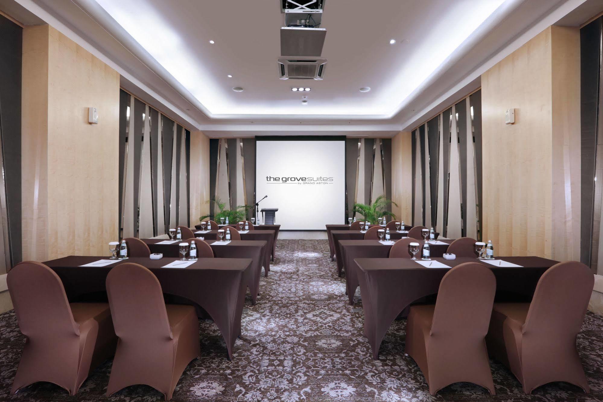 The Grove Suites By Grand Aston Jakarta Ngoại thất bức ảnh